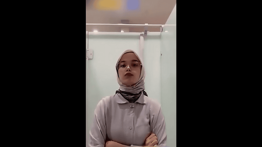 [Baby Icha] Hijab Girl in Public Place