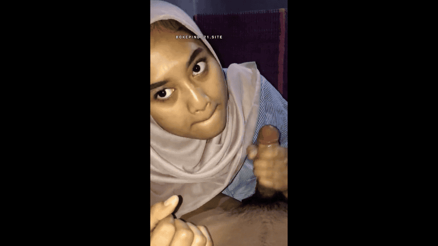 [Mai] Awek Tudung Hisap Kote