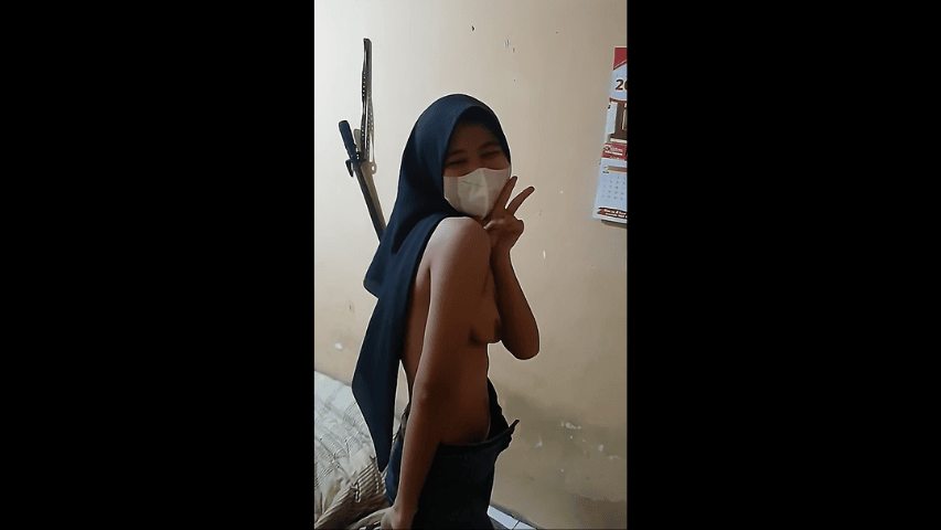 [TudungCG] Awek Indo Buat Servis